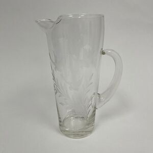Vintage Etched Flying Geese Ducks Clear Glass Martini Pitcher Barware 8 5/8 high